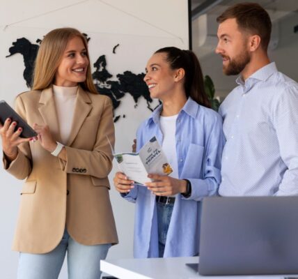 Scaling support without losing operational control