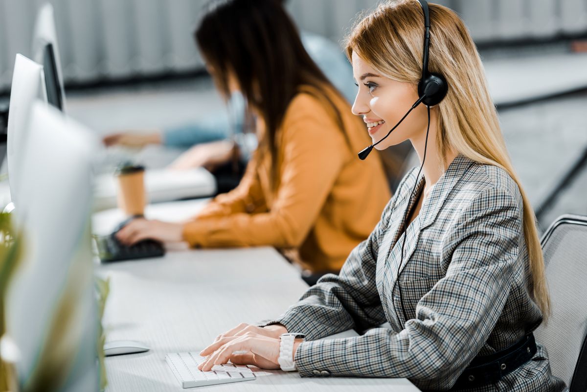 24/7 Booking Support for Guests in Hospitality Services