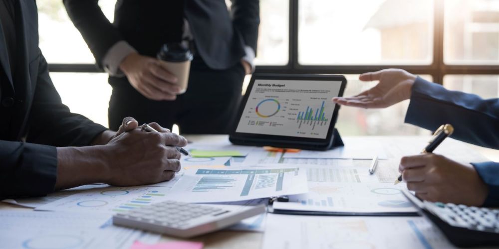 Reducing Financial Risk Through Smart Outsourcing