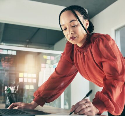 How Offshore Financial Support Teams Outperform In-House